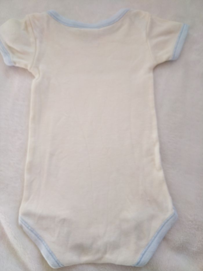 Body 3 mois - photo numéro 2