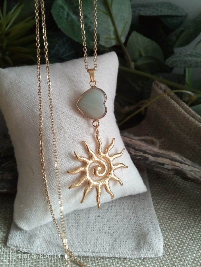 Collier coeur ensoleillé pierre d'amazonite