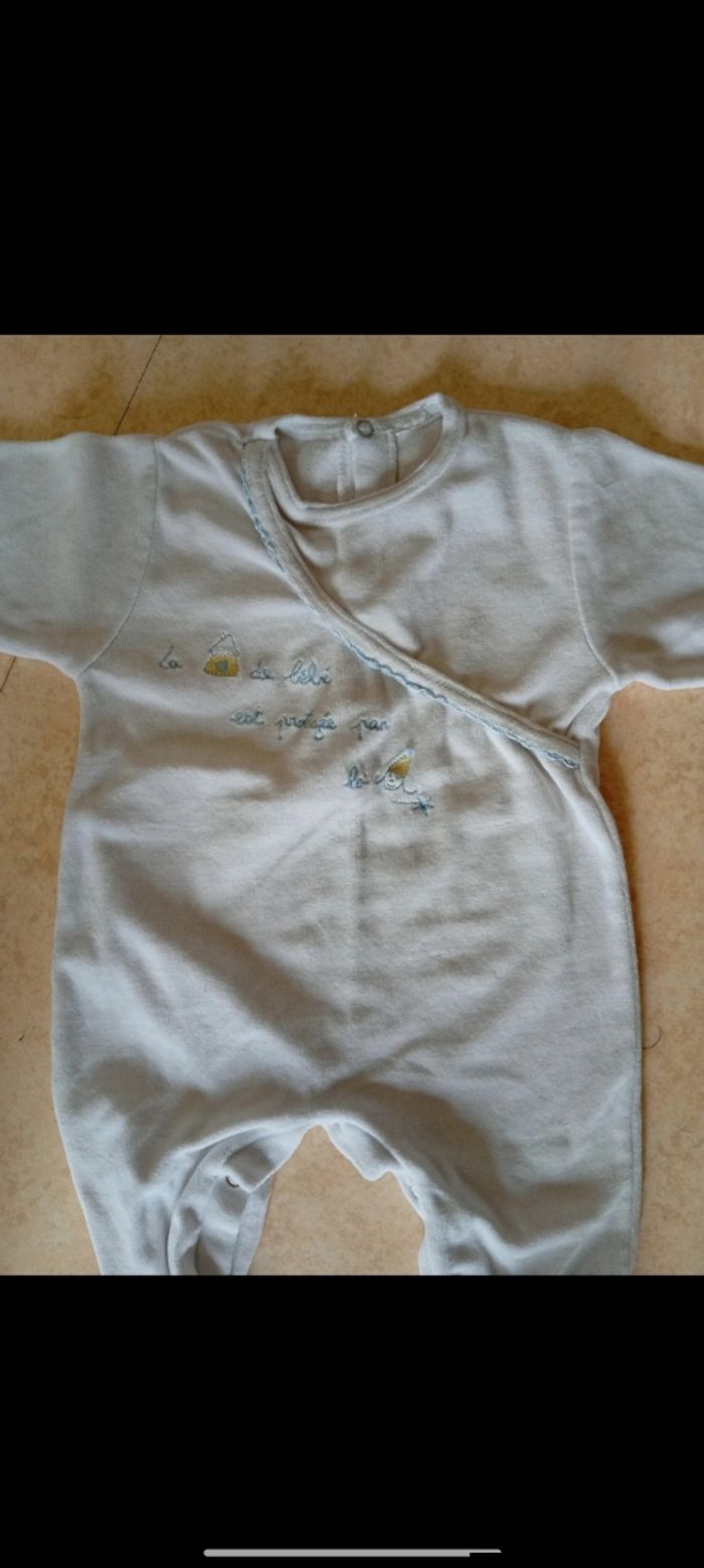Lot de 3 pyjamas taille 6 mois - photo numéro 5