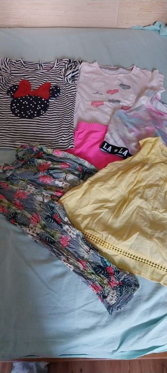 1 lot de  32  vêtements fille 8  ans - photo numéro 5