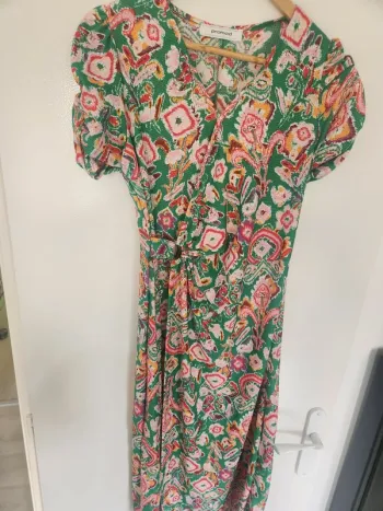 Magnifique robe été verte et fleurie Promod taille S