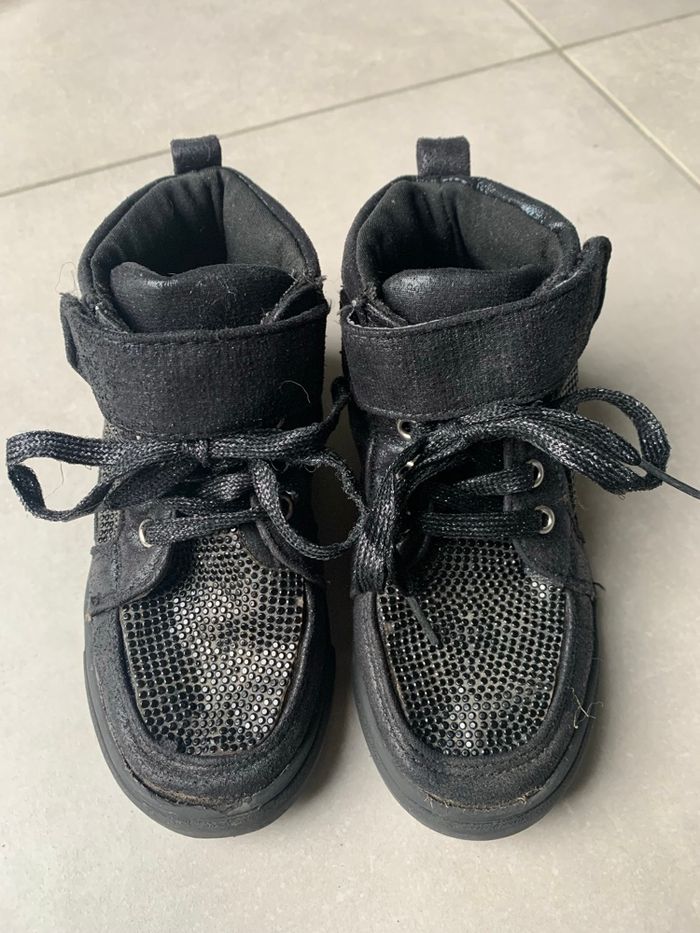 Bottines  chaudes fille  taille 30 - photo numéro 2