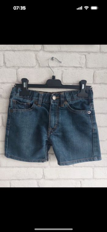 Short taille 8 ans