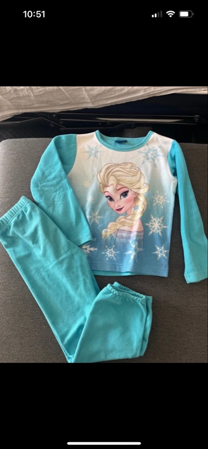 Pyjama reine des neiges