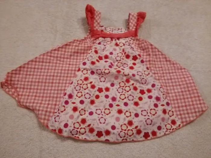 Robe Vertbaudet 18-24 mois (réf perso F-F63)(familleac72)