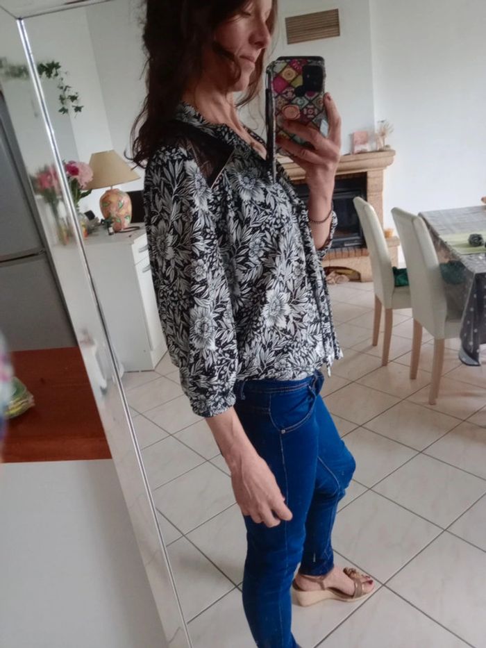 Blouse femme 46 48 noire et blanche dentelée c80 - photo numéro 4