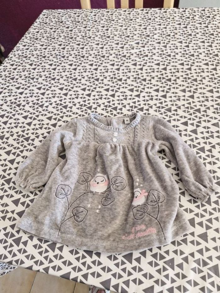 Robe taille 3 mousse