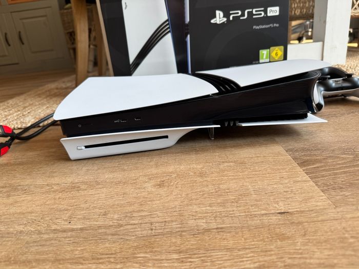 Sony PS 5 pro - photo numéro 3