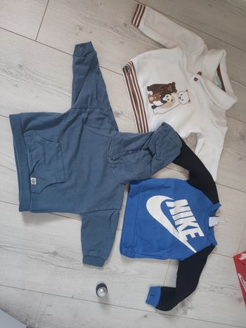 Lot de Vêtements garçon 24 mois