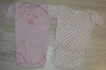 Lot de 4 bodys manches courtes Absorba 3 ans