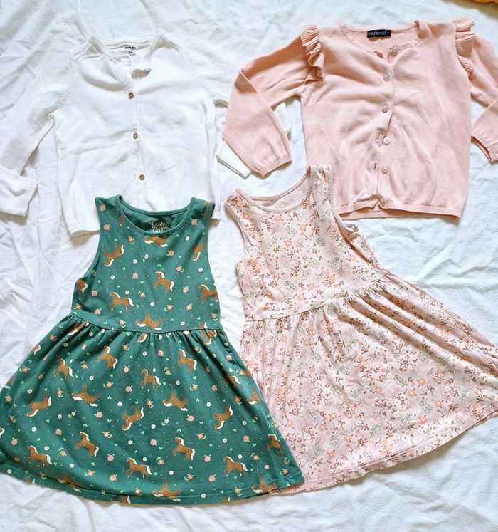 Lot de vêtements taille 5 ans - photo numéro 2