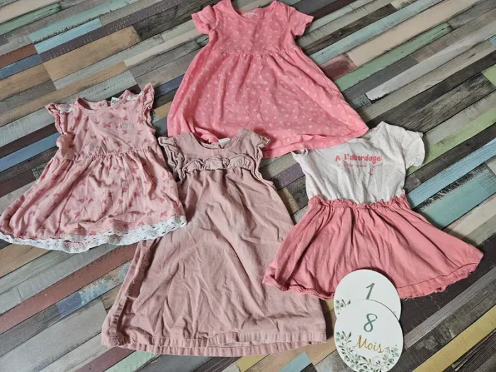 Lot 4 robes rose été 18 mois