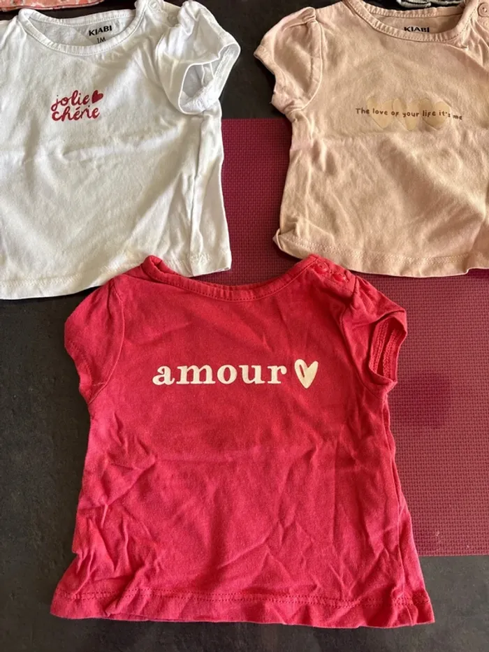 Lot tee-shirts 1mois - photo numéro 2