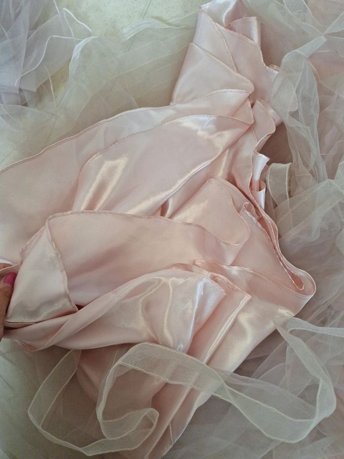Superbe robe rose claire poudré avec écharpe tule - photo numéro 7