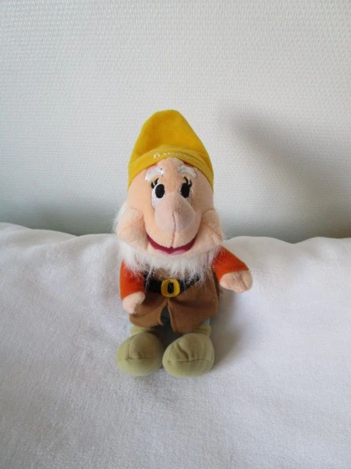 Peluche Joyeux nain Blanche-Neige Disney TBE