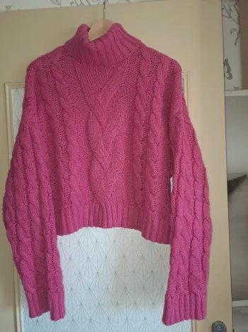 Pull court femme rose chaud Jennyfer M tbe