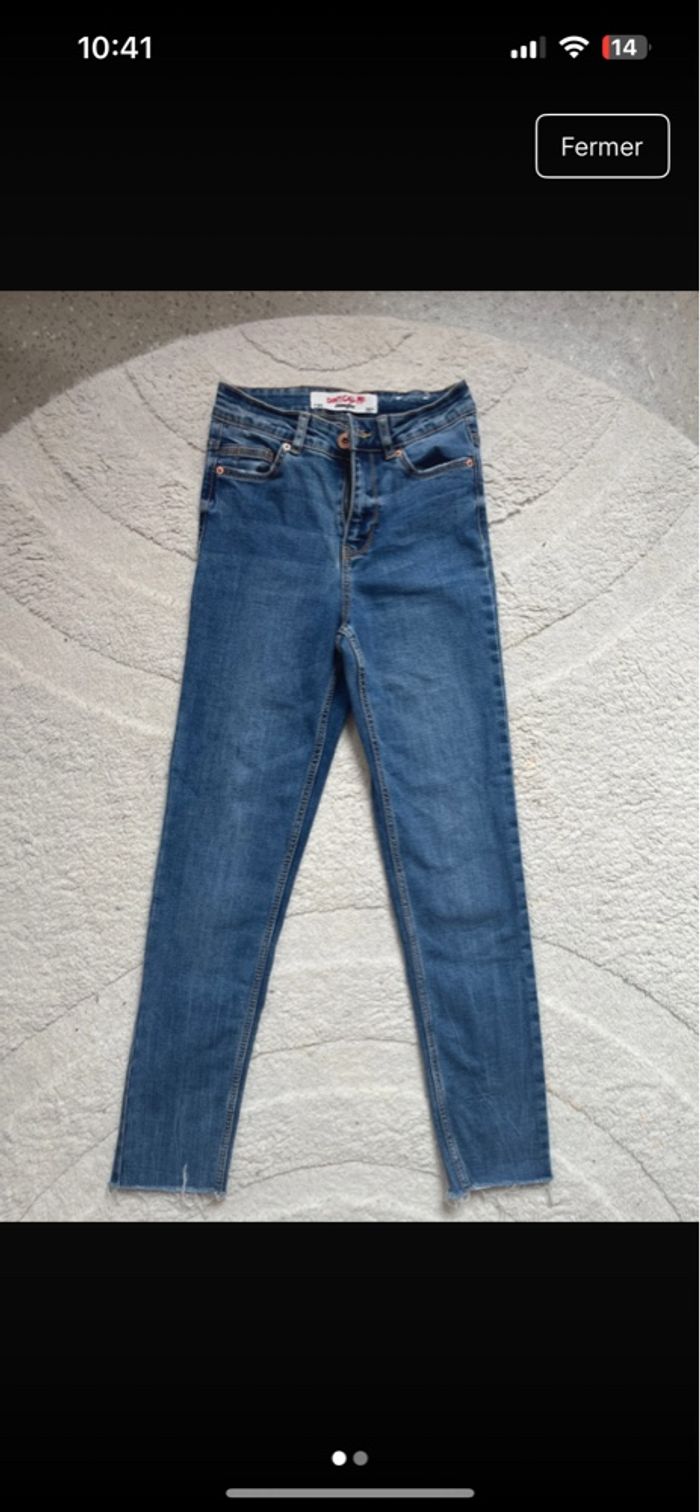 Jean bleu - photo numéro 2