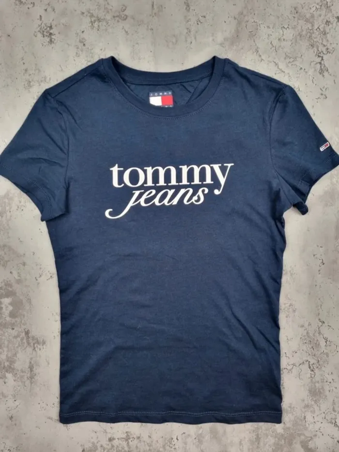 T-shirt Tommy Jeans – Neuf sans étiquette-Bleu marine – Taille S Femme (mesures en photos) - photo numéro 3