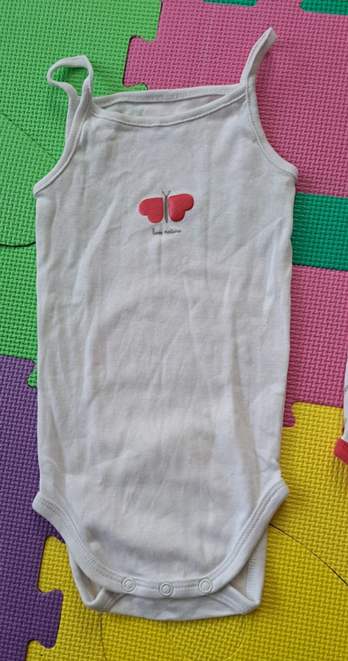 Lot 3 bodies débardeurs Obaïbi 18m - photo numéro 2