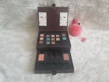 Palette de maquillage Yves rocher