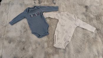 Lot de deux bodies Basic NPO taille 3 mois 