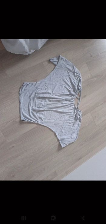 Haut manche chauve souris