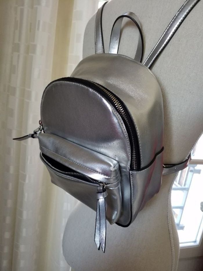 Sac à dos argenté