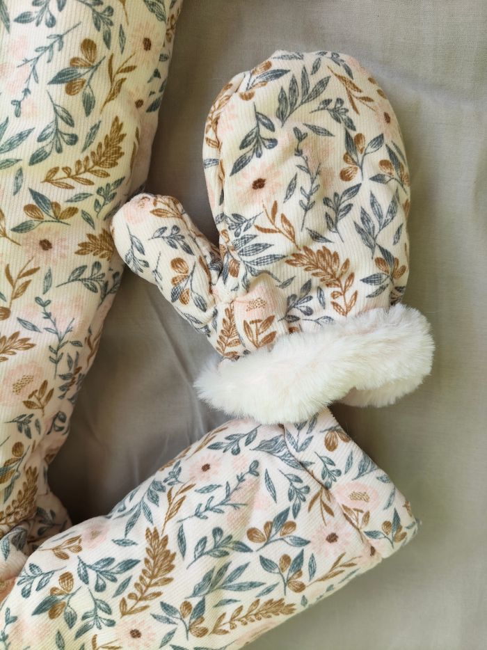 Combinaison combi pilote Vertbaudet a fleurs taille 3 ans - photo numéro 4