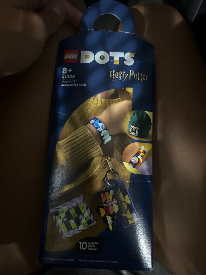 ENSEMBLE D’ACCESSOIRES POUDLARD LEGO Dots 41808