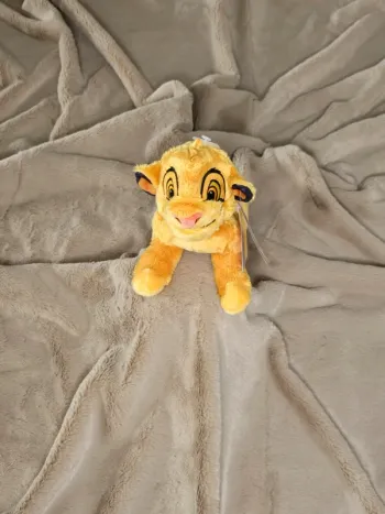 peluche Simba roi lion
