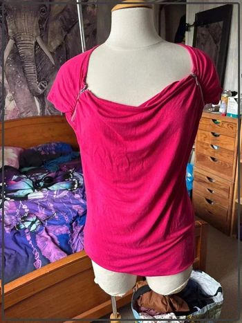 T shirt manche  courte  taille 4(42)  marque  Jacqueline riu
