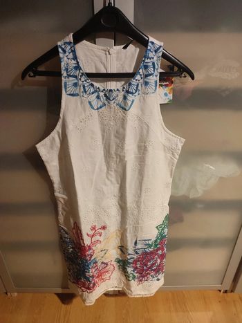 Robe légère d'été taille 38 / M Desigual