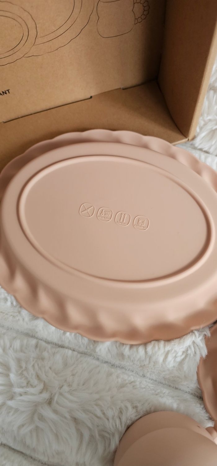 Magnifique coffret repas Princesse rose Neuf - photo numéro 7