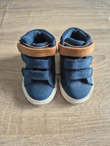 Chaussures bébé 19