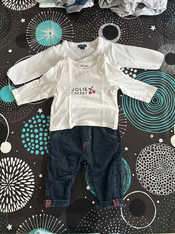 Ensemble jeans haut manche longue gilet