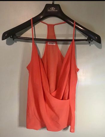 Très jolie Top débardeur effet croisé taille S (0623)