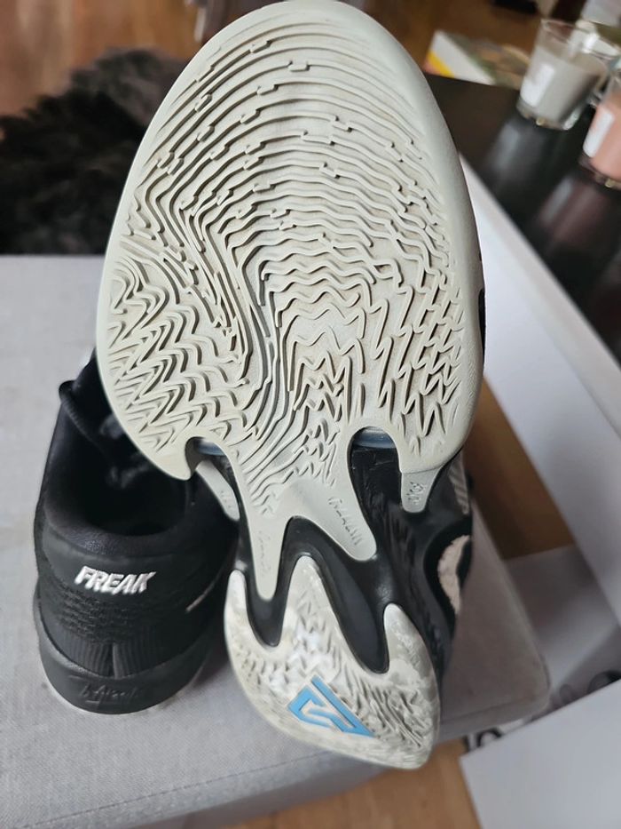 🔥Nike Giannis Zoom Freak 4 "Zeus" T.43 🏀 - photo numéro 11