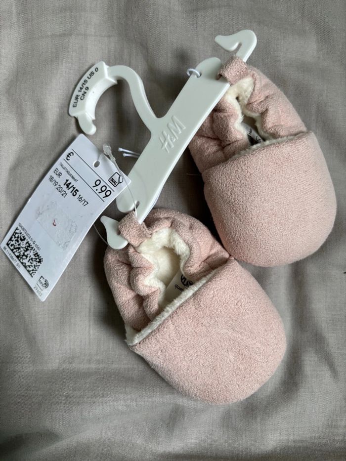 Chausson bébé rose poudrée