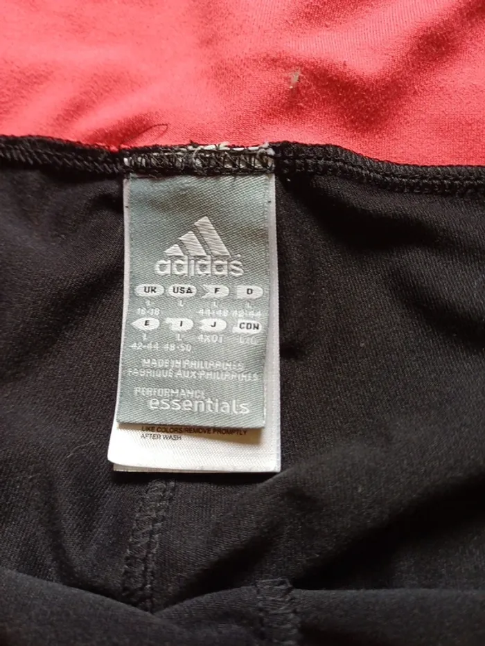 Pantacourt de sport Adidas climatite taille L - photo numéro 4