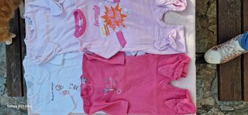 Lot de 4 pyjamas leger taille 6mois