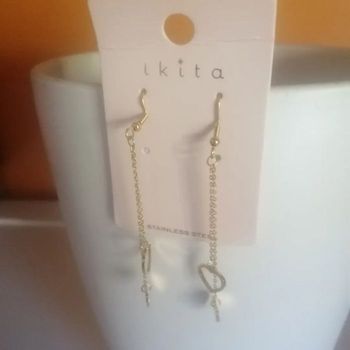 🌸Boucles d'oreilles dorées multi chaînes et cœur "Ikita" 🌸
