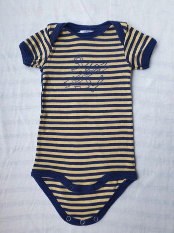 Body Manches Courtes Petit Bateau 1 mois