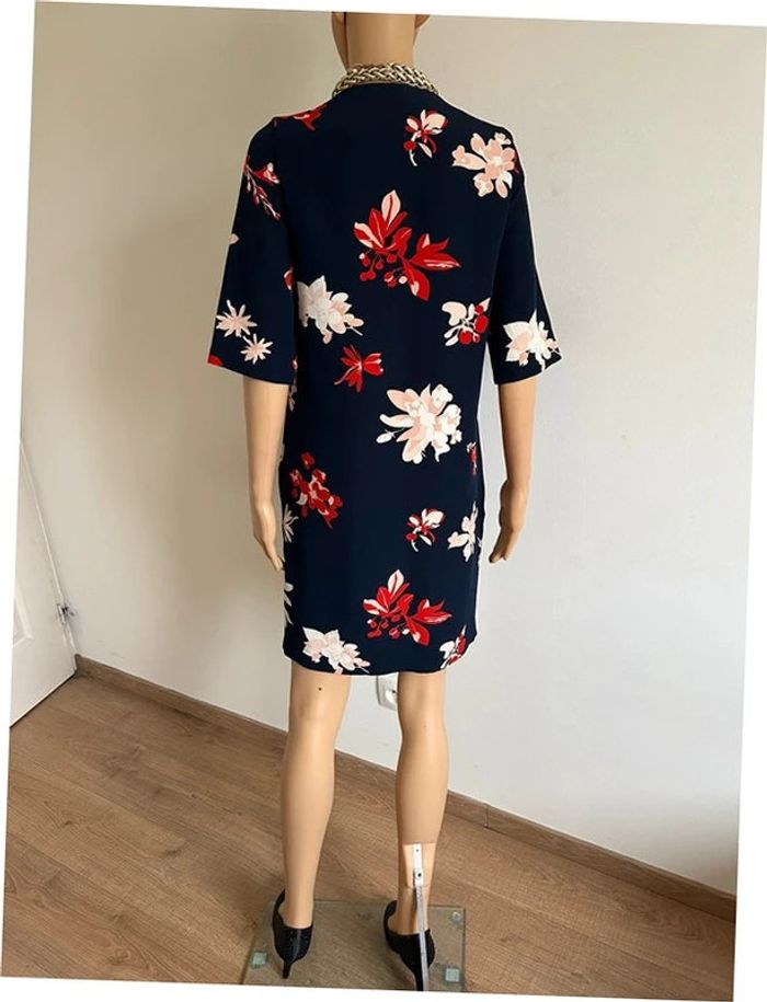 Robe bleue marine et imprimée à manches courtes WE taille XS bon état (petit défaut) - photo numéro 9