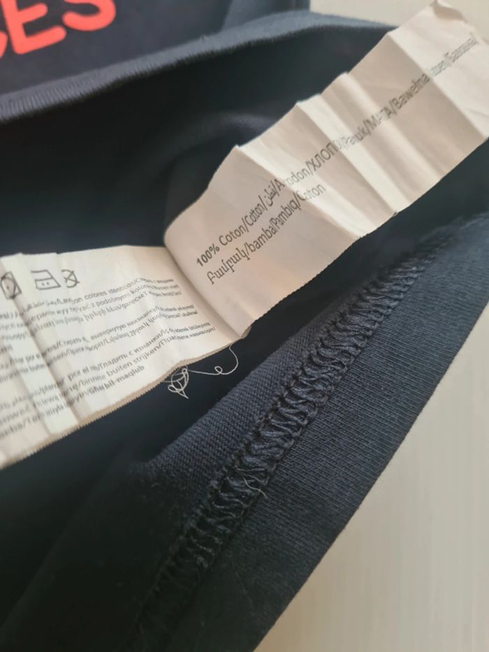 Tee-shirt bleu marine écriture "Je peux pas j'ai vacances" taille 4 ans - photo numéro 4