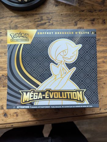 Etb méga évolution pokemon