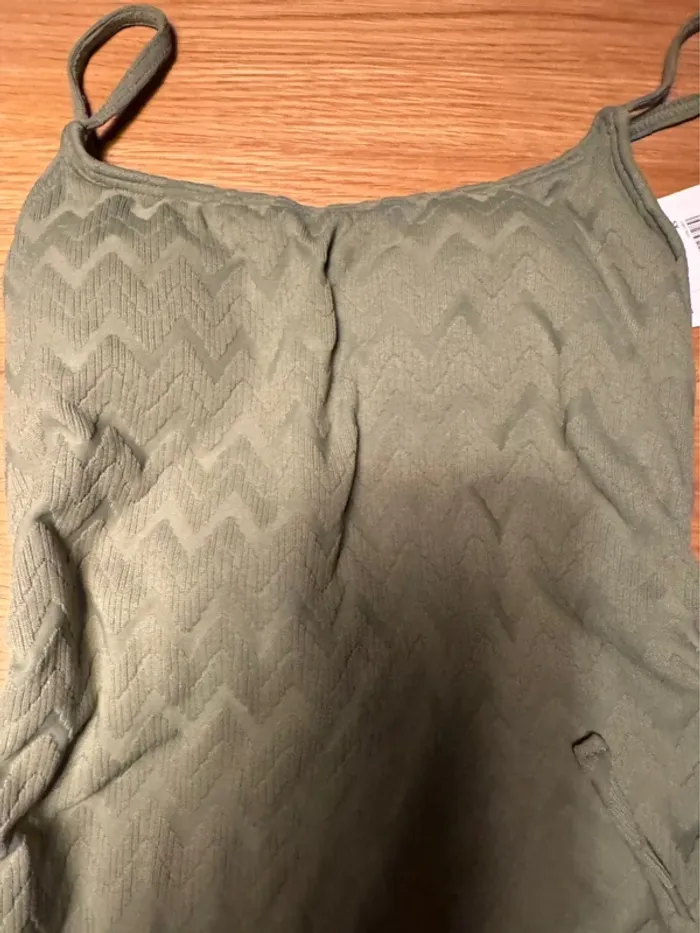 Maillot de bain Roxy une pièce vert taille XS neuf avec étiquette - photo numéro 2