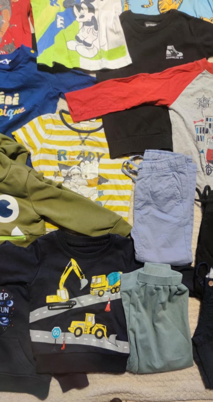 Lot vêtements 3ans - photo numéro 4