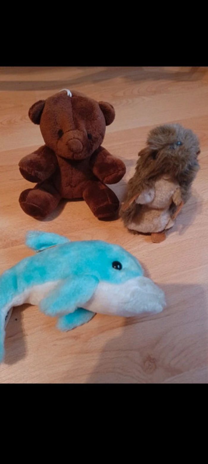 Lot de 3 peluches 1x dauphin 🐬 1 x marmotte musical 1 x ourson brun
