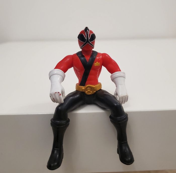 Power Rangers Figurine Samouraï Rouge Position Assise Bandai Bon état 9 cm env.
