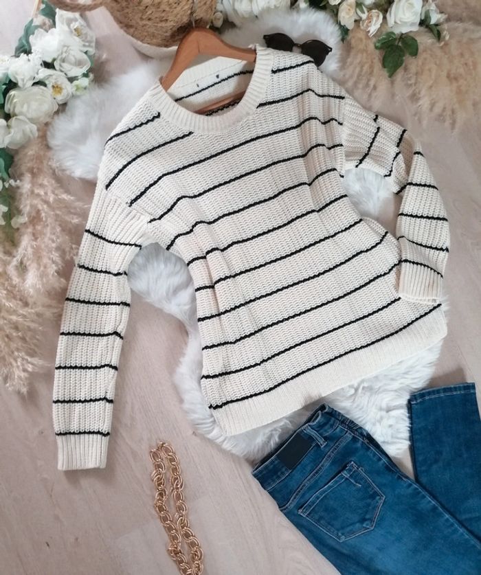 Pull chaud à rayure taille 42